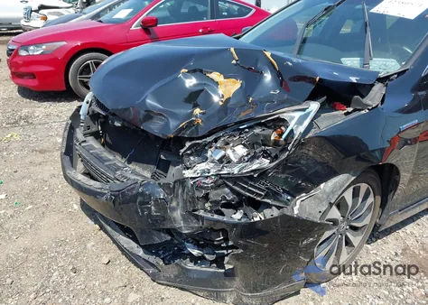 2015 Honda Accord Hybrid Touring z USA, uszkodzony, nr VIN 1HGCR6F78FA013139